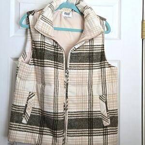 BKE Size Medium Women's Vest